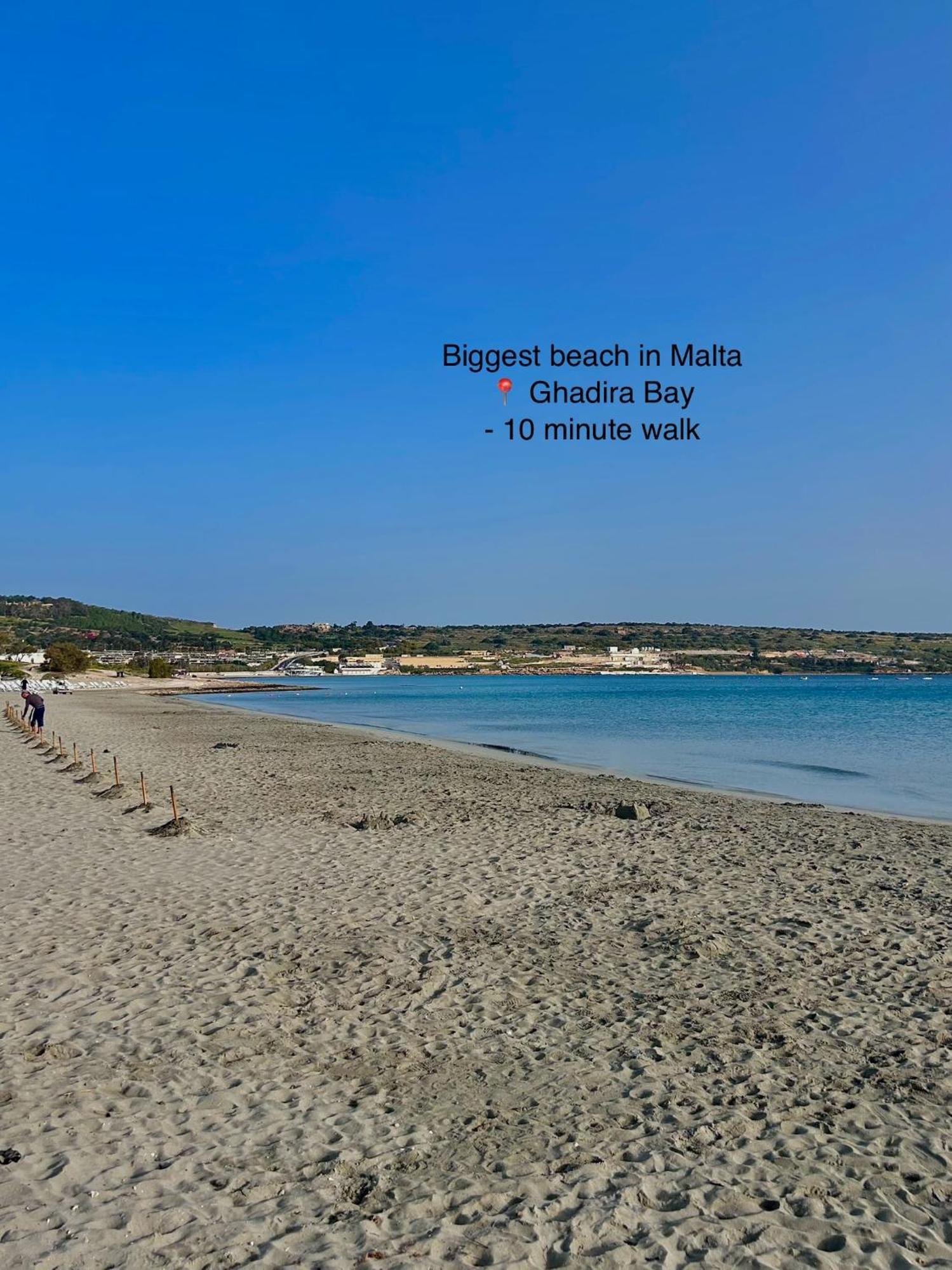 Beach Front 3-Bedroom Holiday Home Mellieħa Exterior foto